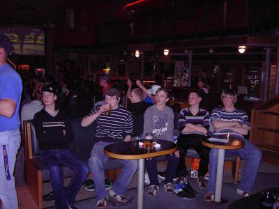 Foto des Albums: Jugendliche trafen sich zum Bowling (26.04.2011)