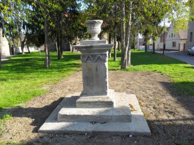 Bild: Kriegerdenkmal