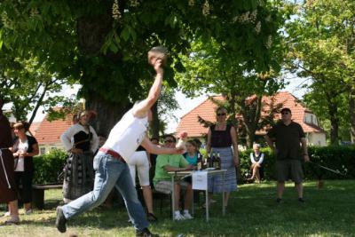 Foto des Albums: Mittelalterliches Sportfest in Garlitz (07. 05. 2011)