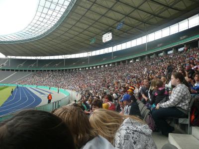 Foto des Albums: -Projektfahrt von Wittenberger und Glöwener Schülern ins Berliner Olympiastadion- (27. 05. 2011)