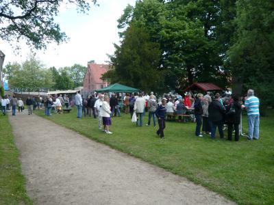 Foto des Albums: Tag der offenen Tür zum 20-jährigen Bestehen im CJD Hoppenrade (28. 05. 2011)