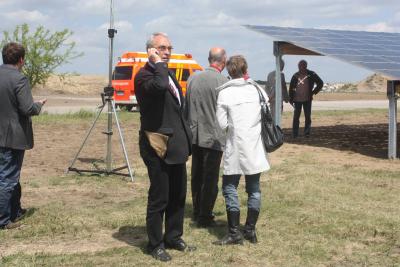 Foto des Albums: Offizieller Baubeginn Fotovoltaikfreiflächenkraftwerk (25.05.2011)