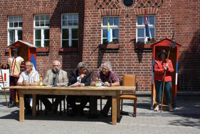 Foto des Albums: Pressekonferenz auf dem Wittstocker Marktplatz (31.05.2011)