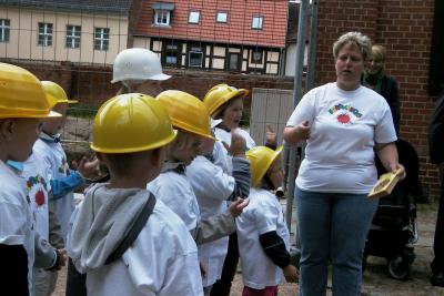 Foto des Albums: Feierlicher Baubeginn der Integrationskita in Wittstock (24.06.2011)