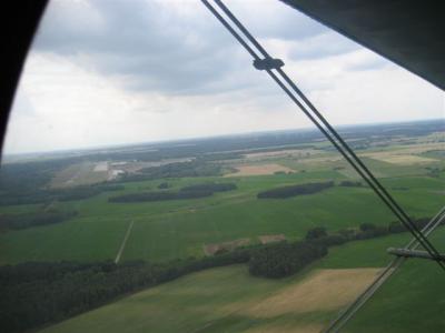 Bild: Anflug Flugplatz
