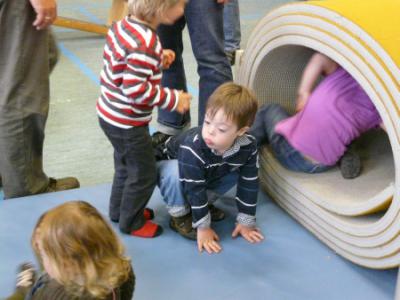 Der Ger&auml;teparcours des TV Gorxheim sorgte daf&uuml;r, dass die Kinder auch gen&uuml;gend Platz zum Austoben hatten 