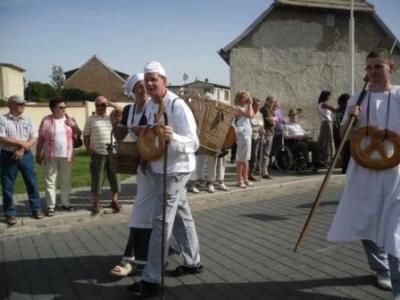 Foto des Albums: 1075-Jahrfeier OT Frose, Festumzug