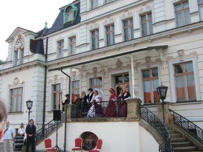 Foto des Albums: Historischer Stadtkern Uebigau Schloßremise  Einweihung (17. 08. 2011)