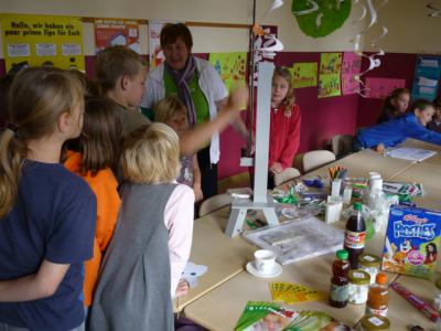 Am Stand der AOK  (Bild vergr&ouml;&szlig;ern)