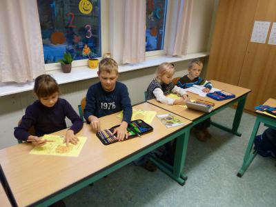 Foto des Albums: Herbstprojekt der 1. bis 4. Klassen unserer Grundschule (21. 10. 2011)