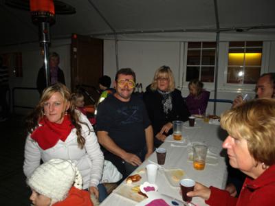 Foto des Albums: Lampionumzug in Hohenleipisch (28. 10. 2011)