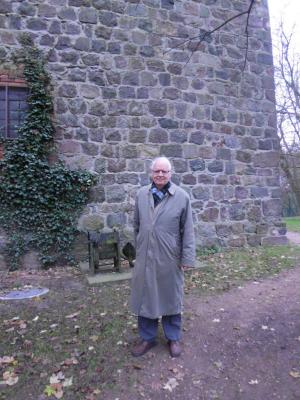 Foto des Albums: Reimar von Alvensleben auf ehemaligen Familiensitz (16. 11. 2011)