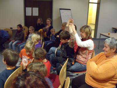 Foto des Albums: Lesenachmittag mit unserer Vorleserin Christa Hörig (15. 11. 2011)