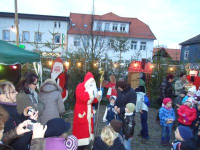 Foto des Albums: Der Ellricher Weihnachtsmarkt 2011 - Teil 2 (08. 12. 2011)