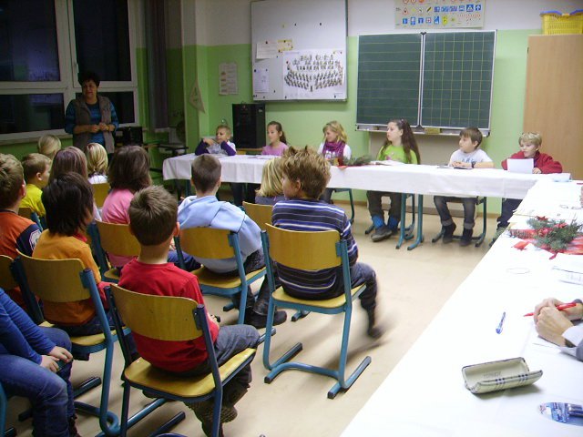 Bild: Das Publikum, die Kinder der 2. Klassen