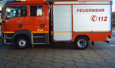 Foto des Albums: Neues Feuerwehrfahrzeug (17. 12. 2011)