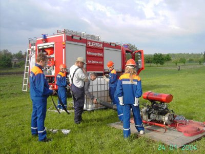Foto des Albums: Training der Jugendfeuerwehr Falkenhagen für Löschangriff am 21.05.10 Fotos: FF Falkenhagen