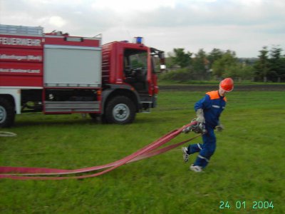 Foto des Albums: Training der Jugendfeuerwehr Falkenhagen für Löschangriff am 21.05.10 Fotos: FF Falkenhagen