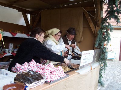 Mmh, hier gibt es leckere Sachen  (Bild vergrößern)