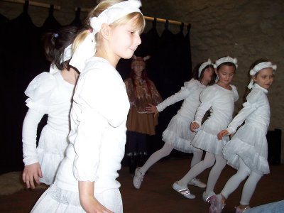 Die Schneeflocken tanzen/ Pop -Mäuse Egeln  (Bild vergrößern)