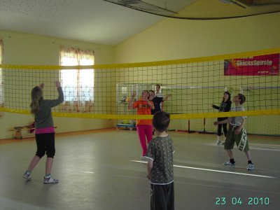 Foto des Albums: Jugendfeuerwehr Falkenhagen mit Fitnessprogramm für Amtsausscheid 2010 11Fotos