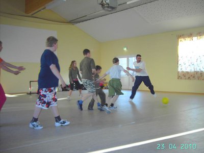 Foto des Albums: Jugendfeuerwehr Falkenhagen mit Fitnessprogramm für Amtsausscheid 2010 11Fotos