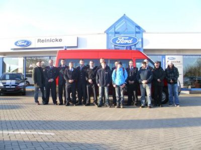 Foto des Albums: Übergabe eines Mannschaftstransportwagens an die Freiwillige Feuerwehr Mücheln