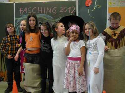 Foto des Albums: Fasching in der Grundschule Teil 2 - in den Klassen (21.02.2012)