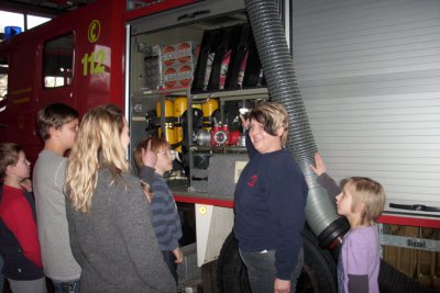 Foto des Albums: Vorbereitungsgruppe Jugendfeuerwehr Falkenberg zur Ausbildung bei der FFw Falkenberg (26. 01. 2012)