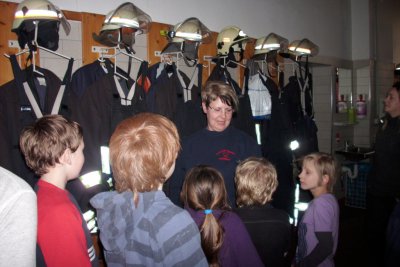 Foto des Albums: Vorbereitungsgruppe Jugendfeuerwehr Falkenberg zur Ausbildung bei der FFw Falkenberg (26. 01. 2012)