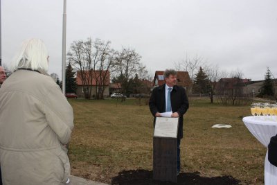 Foto des Albums: Übergabe der Söldnerfigur am Kreisel (12.03.2012)