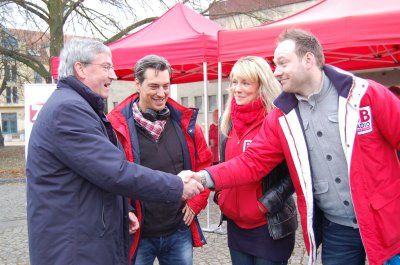 Foto des Albums: Stadtwette souverän geschafft - Bilder vom Stadthallenvorplatz