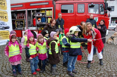 Foto des Albums: Stadtwette souverän geschafft - Bilder vom Stadthallenvorplatz