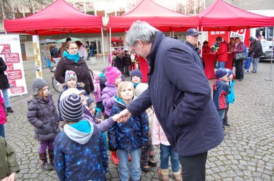 Foto des Albums: Stadtwette souverän geschafft - Bilder vom Stadthallenvorplatz