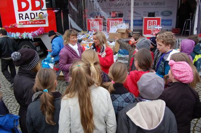 Foto des Albums: Stadtwette souverän geschafft - Bilder vom Stadthallenvorplatz