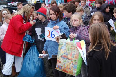 Foto des Albums: Stadtwette souverän geschafft - Bilder vom Stadthallenvorplatz