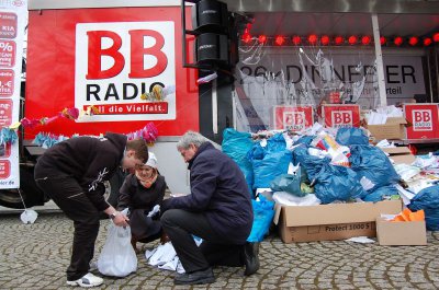 Foto des Albums: Stadtwette souverän geschafft - Bilder vom Stadthallenvorplatz