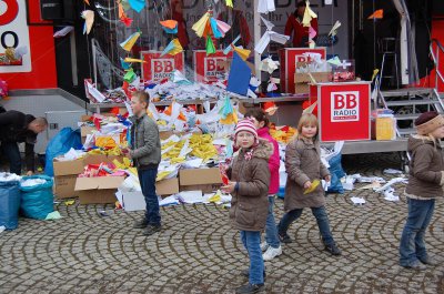 Foto des Albums: Stadtwette souverän geschafft - Bilder vom Stadthallenvorplatz
