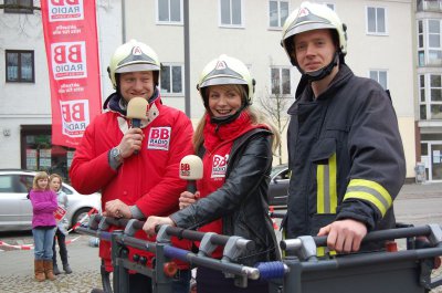 Foto des Albums: Stadtwette souverän geschafft - Bilder vom Stadthallenvorplatz
