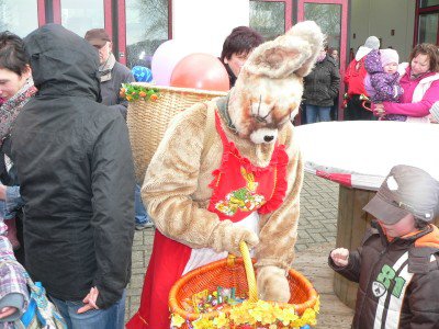 Foto des Albums: Osterfeuer Hirschfeld (07. 04. 2012)