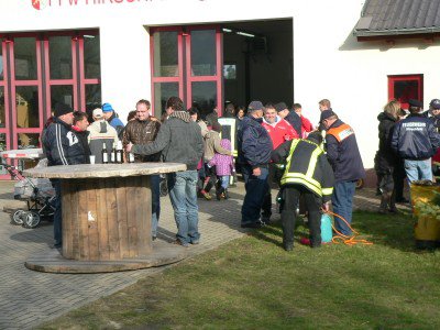 Foto des Albums: Osterfeuer Hirschfeld (07. 04. 2012)