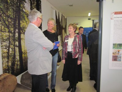 Foto des Albums: Ausstellungseröffnung "Ackern-Flößen-Jagen" (04.04.2012)