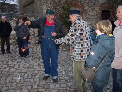 Foto des Albums: Osterfeuer auf der Wasserburg (05.04.2012)