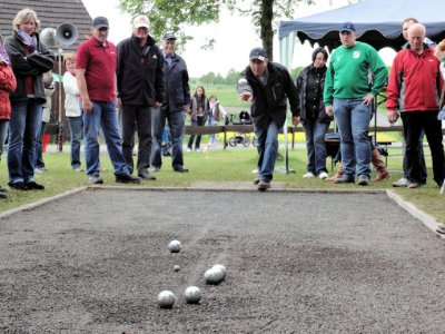 Foto des Albums: 1. Boule-Turnier des Verschwisterungsverein (06. 05. 2012)