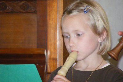 Foto des Albums: Viele Schüler beim Kirchencafé