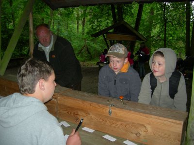 Foto des Albums: "Erlebter Frühling" am Lehrpfad der OS mit GT Glöwen (16. 05. 2012)