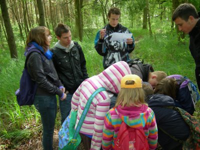 Foto des Albums: "Erlebter Frühling" am Lehrpfad der OS mit GT Glöwen (16. 05. 2012)