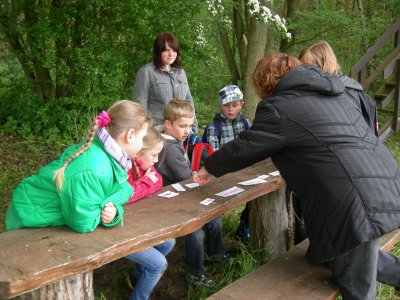 Foto des Albums: "Erlebter Frühling" am Lehrpfad der OS mit GT Glöwen (16. 05. 2012)