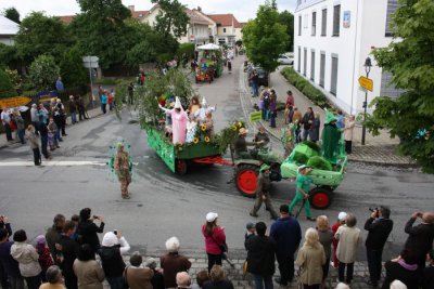Foto des Albums: Märchenumzug am Volkfestsonntag