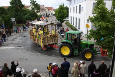 Foto des Albums: Märchenumzug am Volkfestsonntag